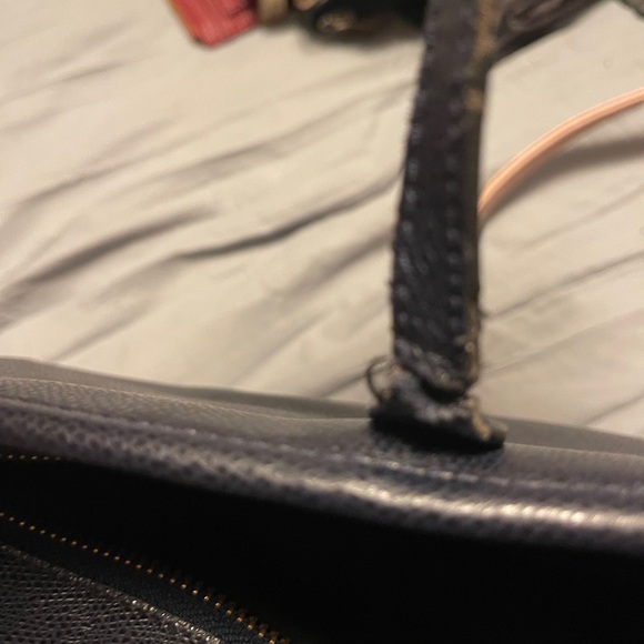 Coach purses. Straps need to e repaired - Picture 3 of 6